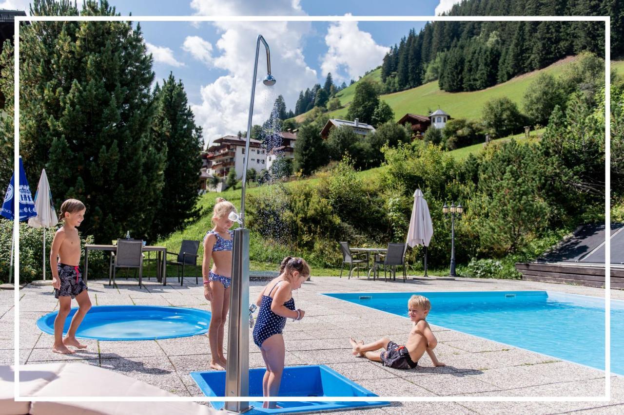 Gaeste-Appartementhaus - Urlaubsresort Hafele Sankt Jakob in Defereggen Extérieur photo